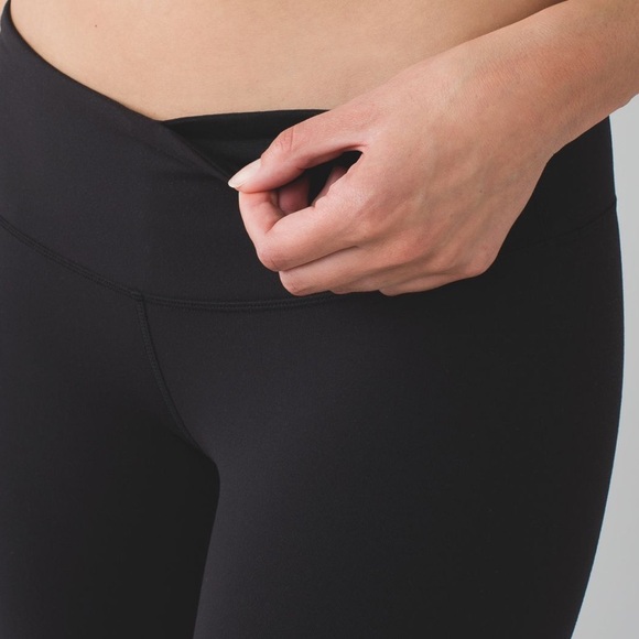 Lululemon Wunder Under Pant Black Leggings - Picture 3 of 11